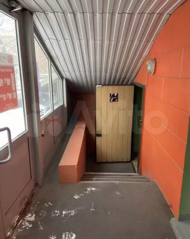 Продам торговое помещение, 100 м - Фото 0