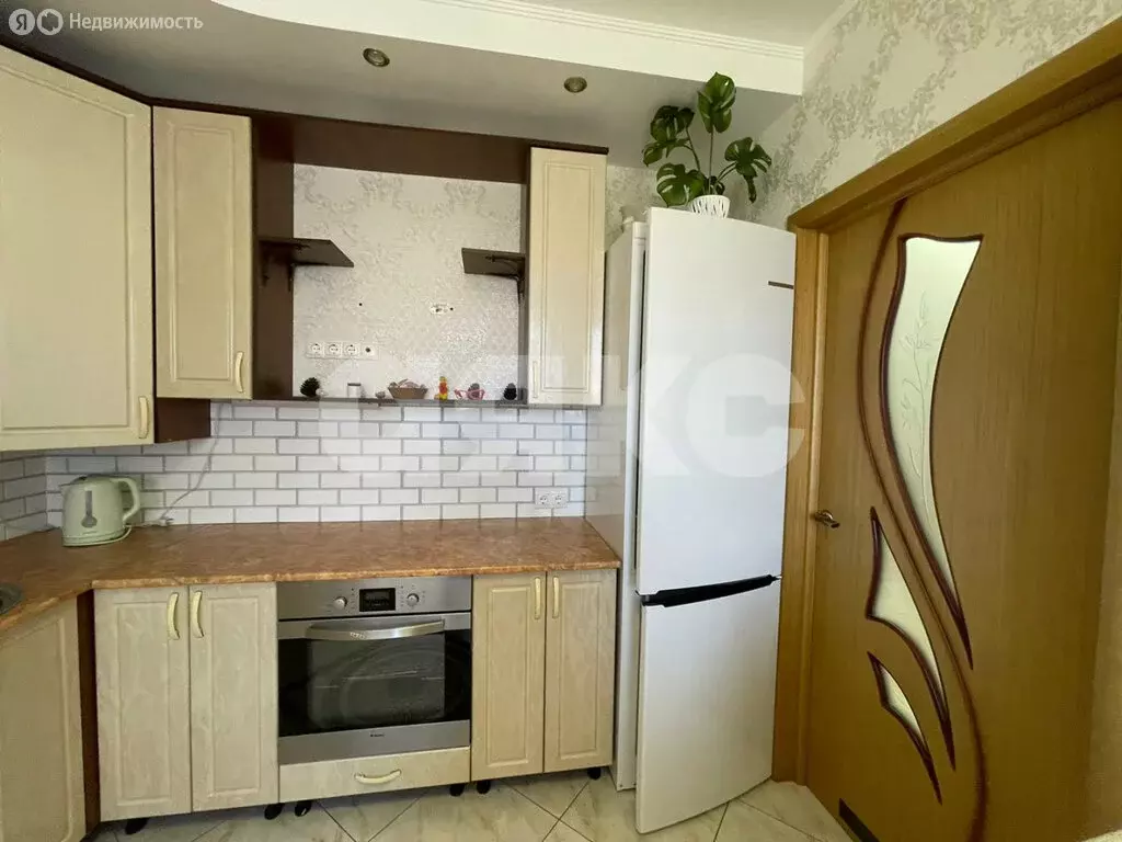 2-комнатная квартира: Дивноморское, Курортная улица, 3к3 (62.6 м) - Фото 2