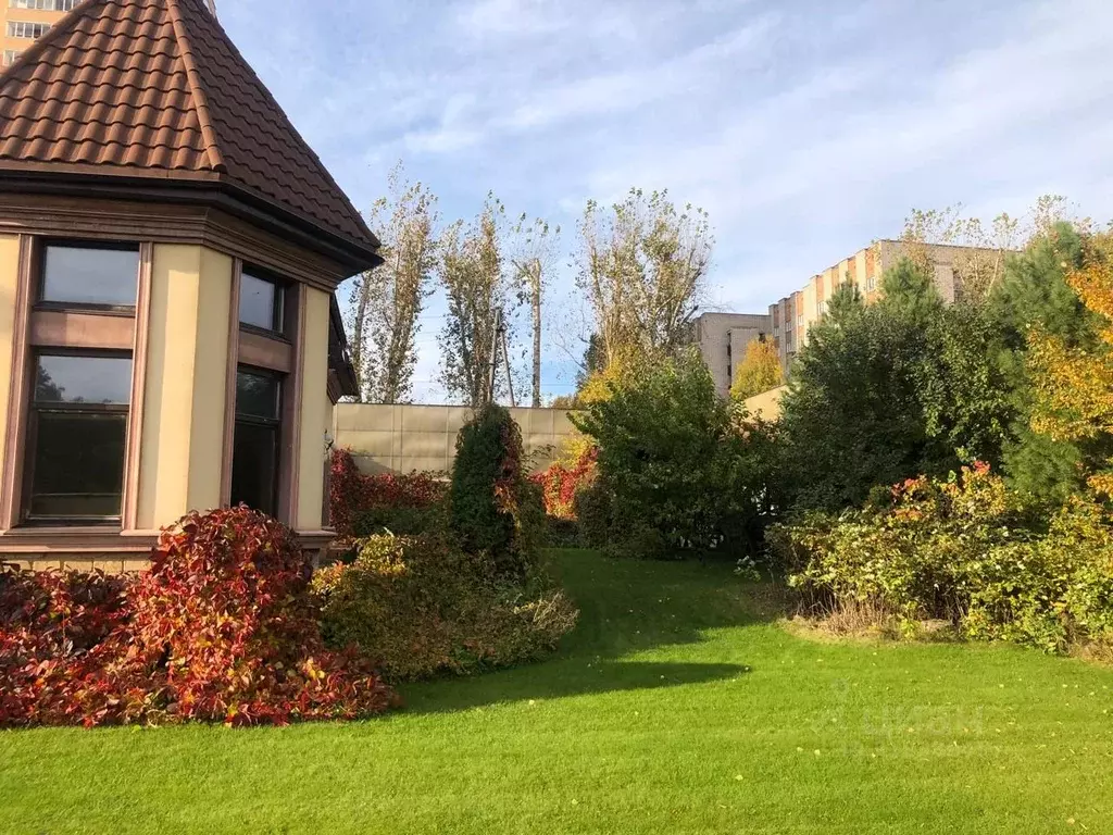 Коттедж в Красноярский край, Красноярск ул. Сосновый Бор, 39 (680 м) - Фото 1