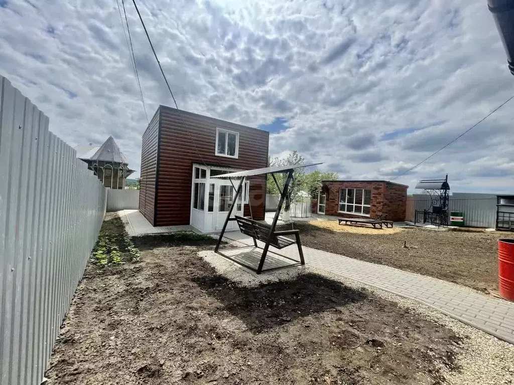 Дом в Мордовия, Рузаевка Поликлиническая ул., 4 (80 м) - Фото 1