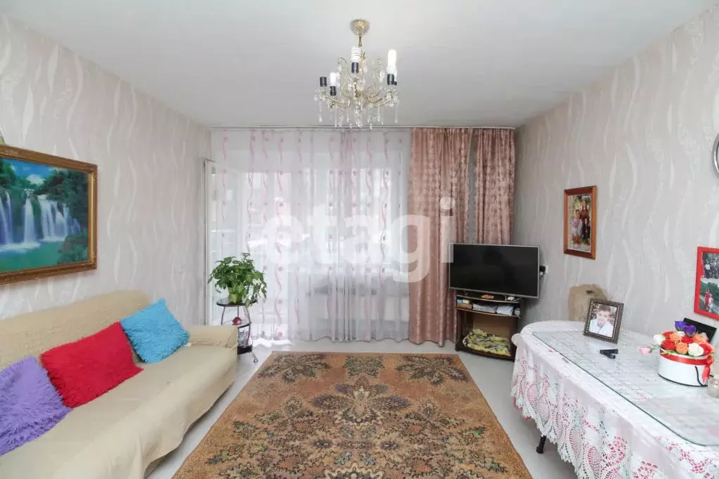 3-к кв. Красноярский край, Красноярск ул. Куйбышева, 85 (71.7 м) - Фото 1