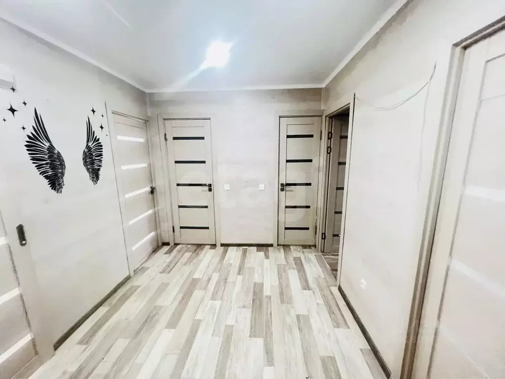 3-к кв. Белгородская область, Губкин Севастопольская ул., 4 (61.8 м) - Фото 1