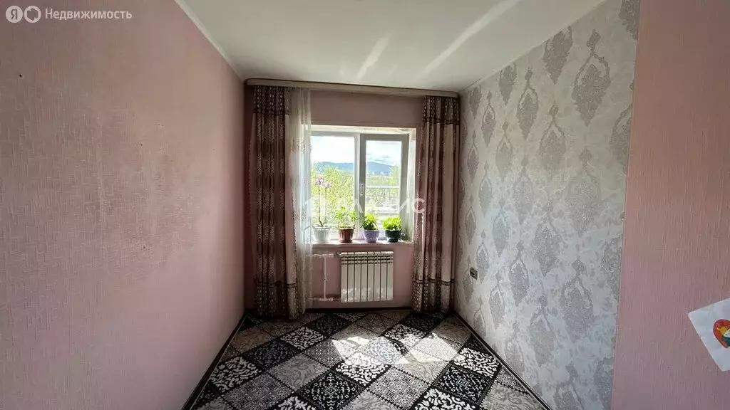 3-комнатная квартира: Улан-Удэ, Ключевская улица, 37 (58.7 м) - Фото 1