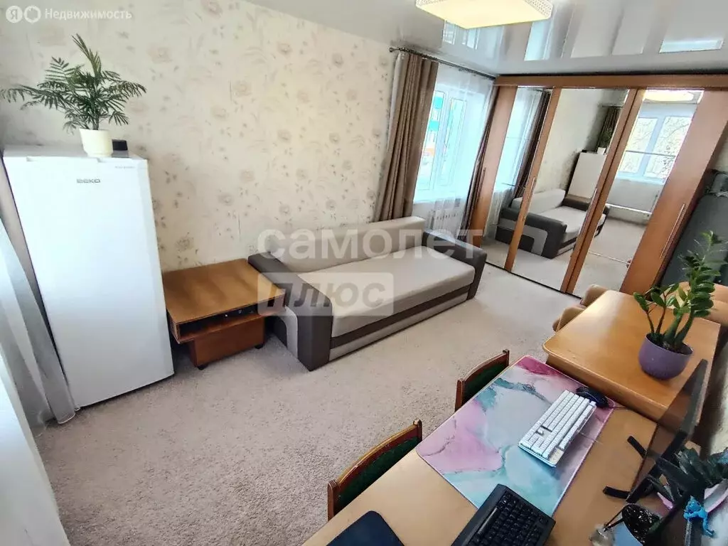 3-комнатная квартира: Петропавловск-Камчатский, улица Бохняка, 25 ... - Фото 1