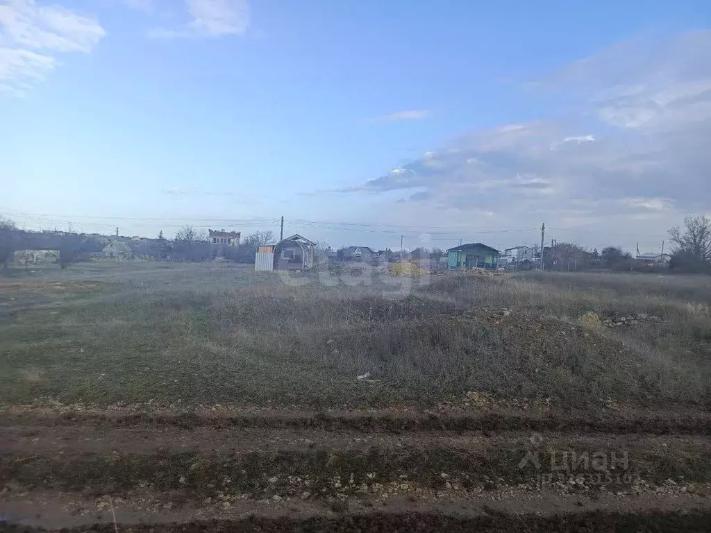 Участок в Крым, Черноморский район, с. Новосельское, Таврия СНТ ул. ... - Фото 1