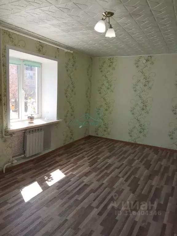 1-к кв. Оренбургская область, Медногорск ул. Суворова, 7 (30.8 м) - Фото 0