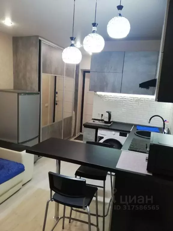 Студия Красноярский край, Красноярск ул. 2-я Краснофлотская, 5 (17.0 ... - Фото 1