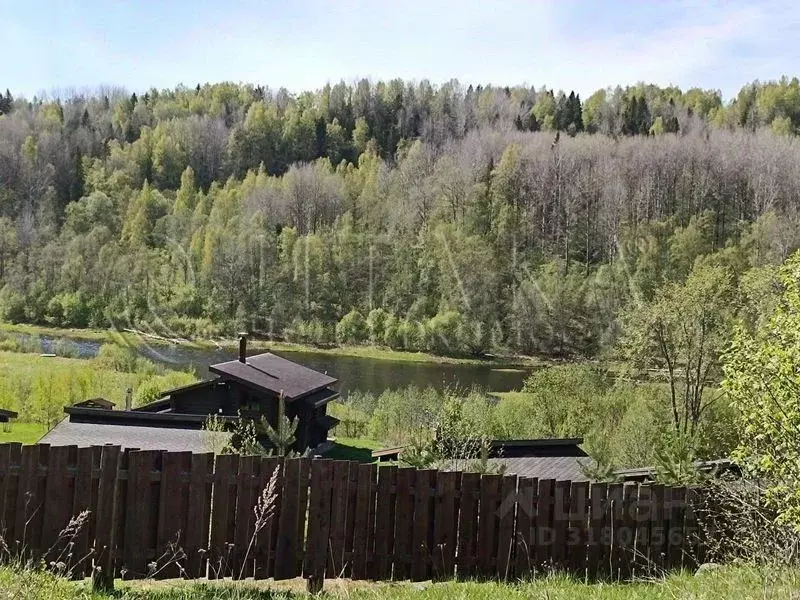Дом в Ленинградская область, Лодейнопольский район, Алеховщинское ... - Фото 1