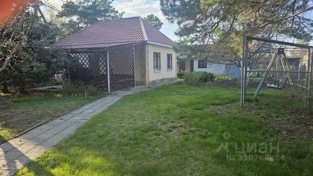 Дом в Саратовская область, Энгельсский район, Красноярское ... - Фото 1