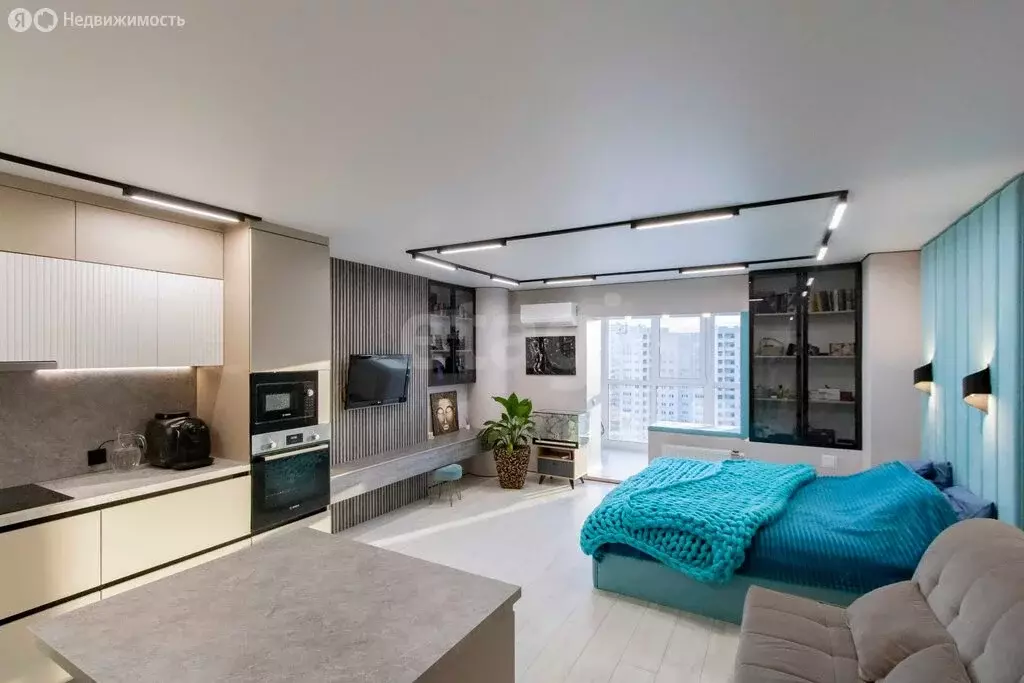 Квартира-студия: Тюмень, улица 50 лет ВЛКСМ, 19 (36.4 м) - Фото 1