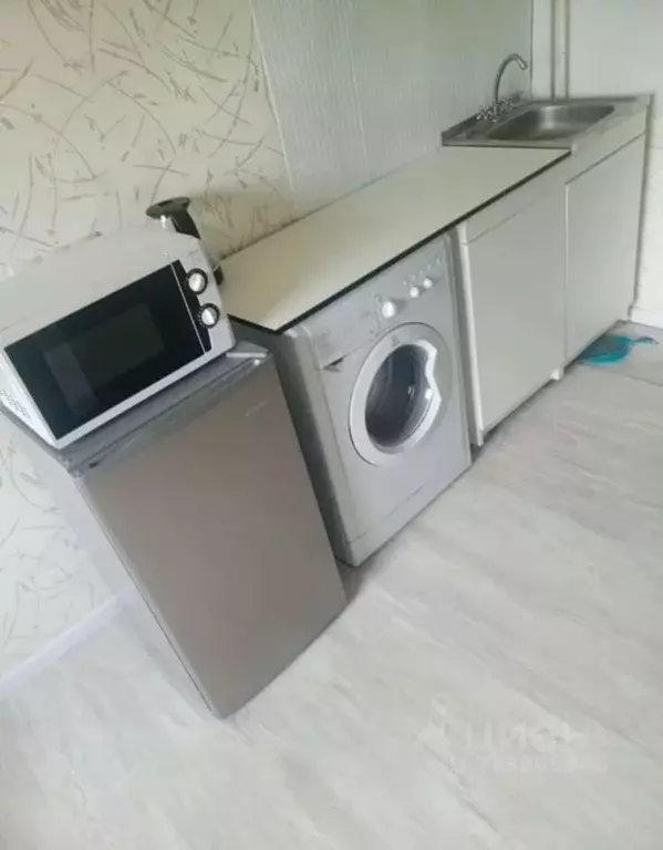 Комната Новосибирская область, Новосибирск ул. Серафимовича, 1/1 (13.0 ... - Фото 1