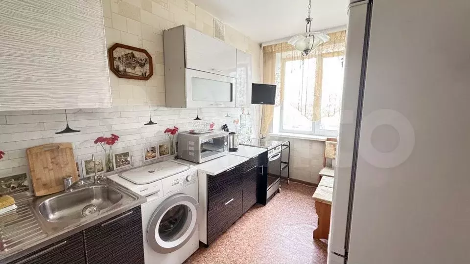 2-к. квартира, 45 м, 9/9 эт. - Фото 0