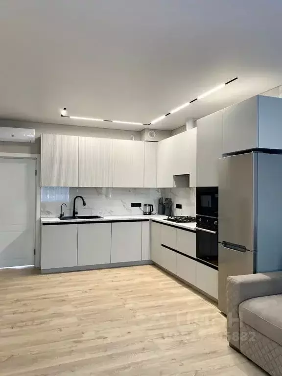 Дом в Краснодарский край, Сочи Адлер жилрайон, ул. Троицкая, 48с200 ... - Фото 1