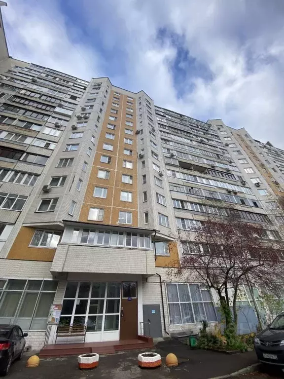 3-к кв. Москва Старобитцевская ул., 21К2 (74.3 м) - Фото 1