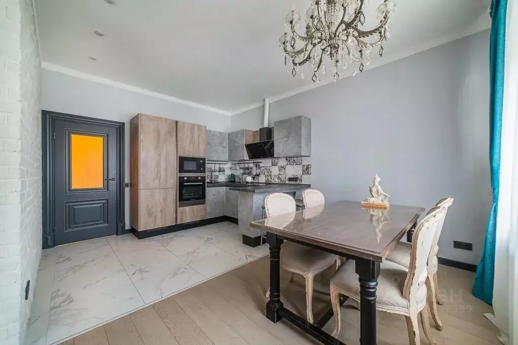 2-к кв. Санкт-Петербург пер. Басков, 2 (82.0 м) - Фото 1