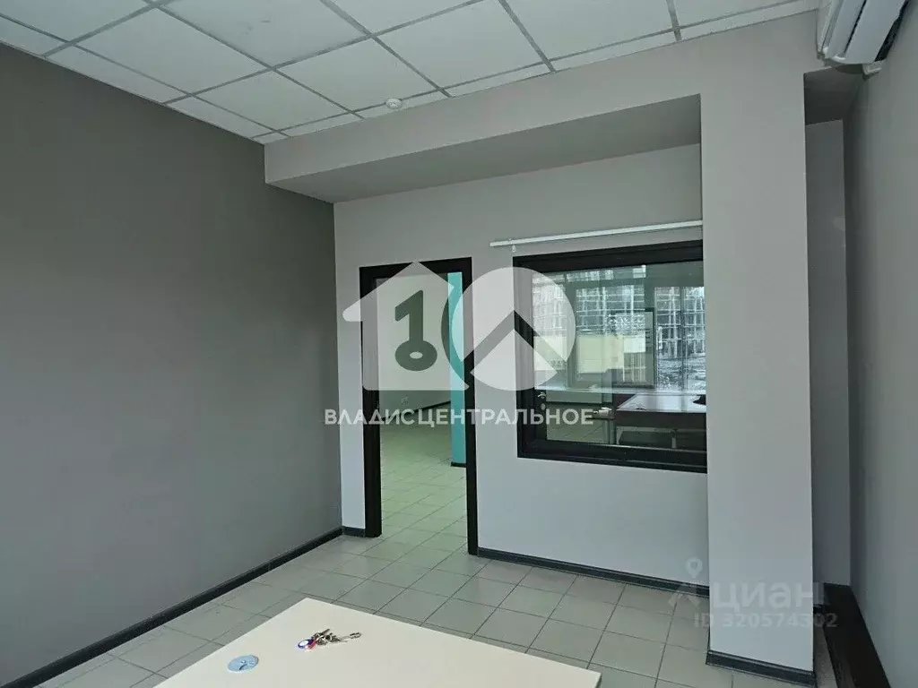 Офис в Новосибирская область, Новосибирск ул. Галущака, 2 (100 м) - Фото 2