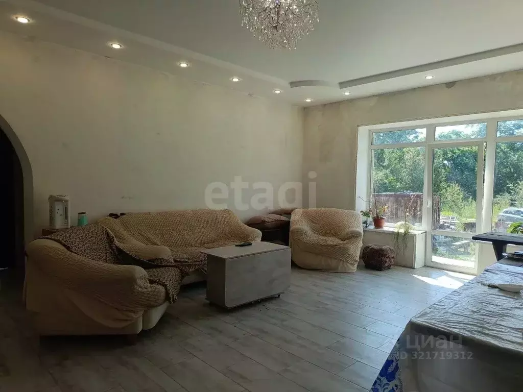 Дом в Хабаровский край, Хабаровский район, Осиновореченское с/пос, с. ... - Фото 1