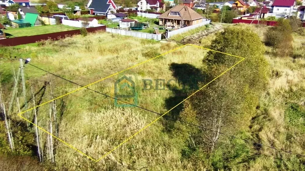 Участок в Ленинградская область, Гатчинский муниципальный округ, д. ... - Фото 1