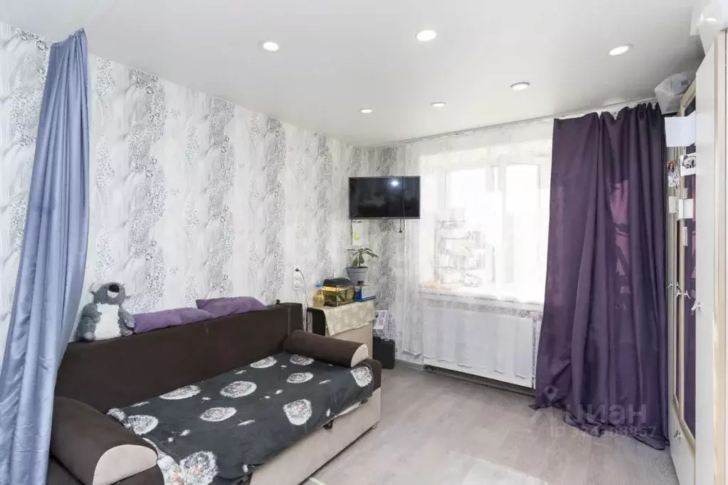 Комната Тюменская область, Тюмень Олимпийская ул., 17 (26.3 м) - Фото 1