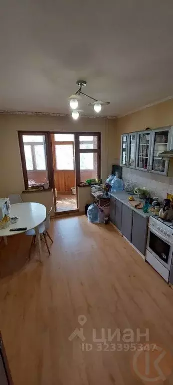 2-к кв. Крым, Симферополь ул. Маршала Жукова, 35 (61.7 м) - Фото 1