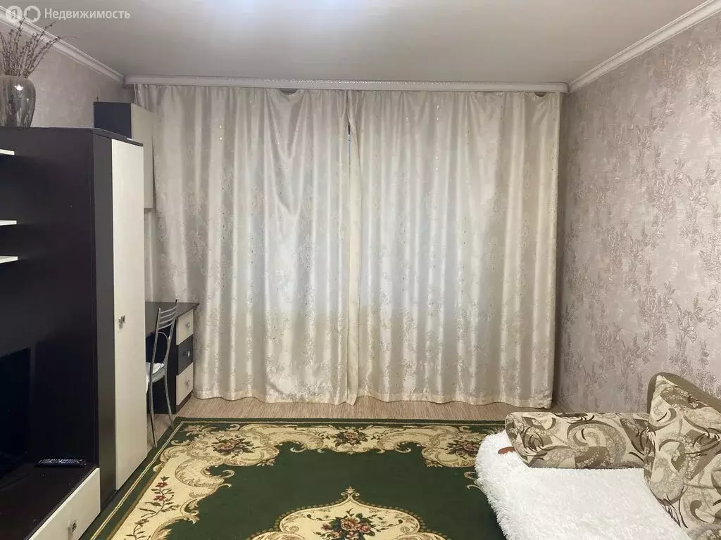 3-комнатная квартира: Ишимбай, Бульварная улица, 11 (57.9 м) - Фото 1