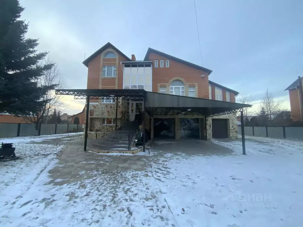 Коттедж в Тюменская область, Тюмень Урожайная ул., 33 (398 м) - Фото 1