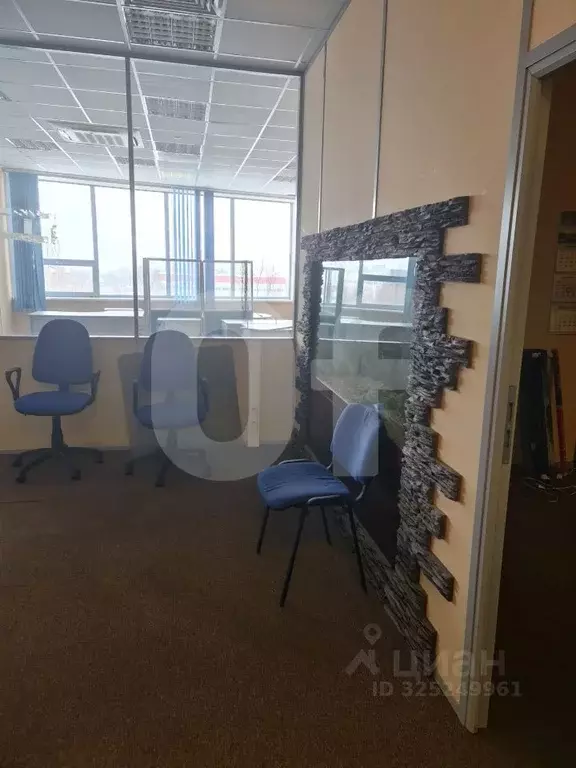 Офис в Московская область, Химки городской округ, д. Дубровки ул. ... - Фото 1