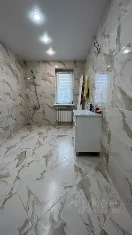 Дом в Татарстан, Казань ул. Салиха Курбангалиева, 50 (250.0 м) - Фото 1