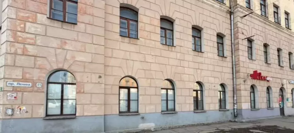 Нежилое в центре, высокий трафик, 105.1 м - Фото 1