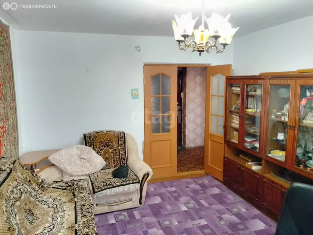 3-комнатная квартира: Ялуторовск, Заводская улица, 2 (56.6 м) - Фото 2