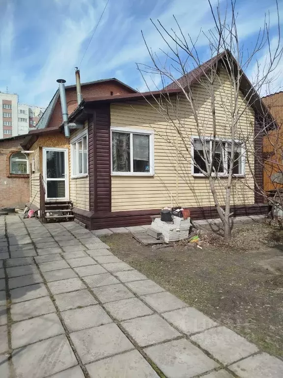 Дом в Омская область, Омск ул. Суворова (49 м) - Фото 1