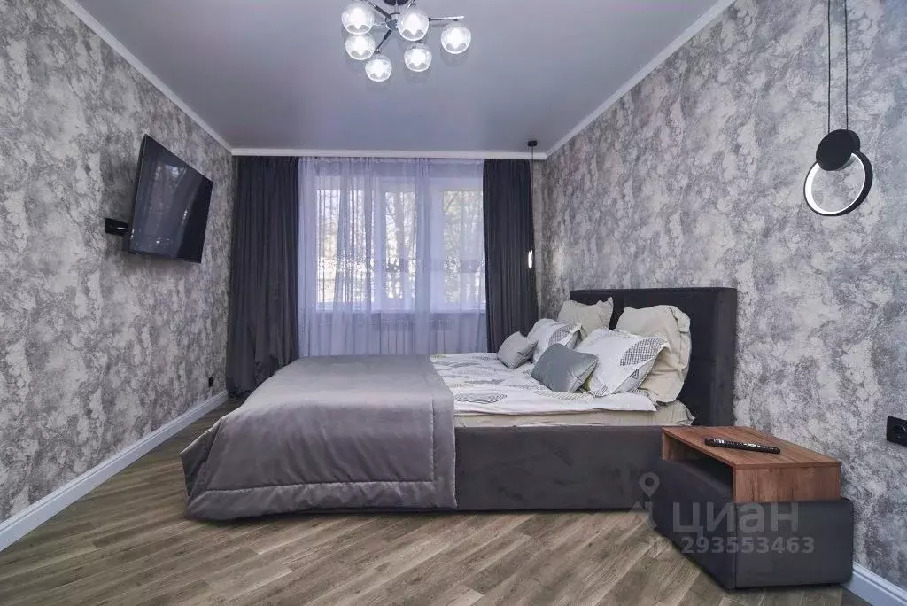 1-к кв. Ставропольский край, Кисловодск ул. Андрея Губина, 60 (40.0 м) - Фото 0