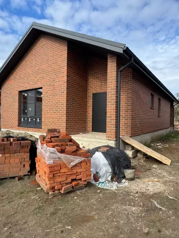 Дом в Краснодарский край, Усть-Лабинск 10-й проезд (120 м) - Фото 2