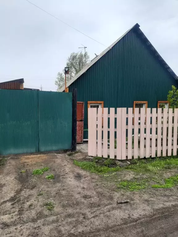 Дом в Иркутская область, Черемхово Карьерная ул., 25 (47 м) - Фото 1