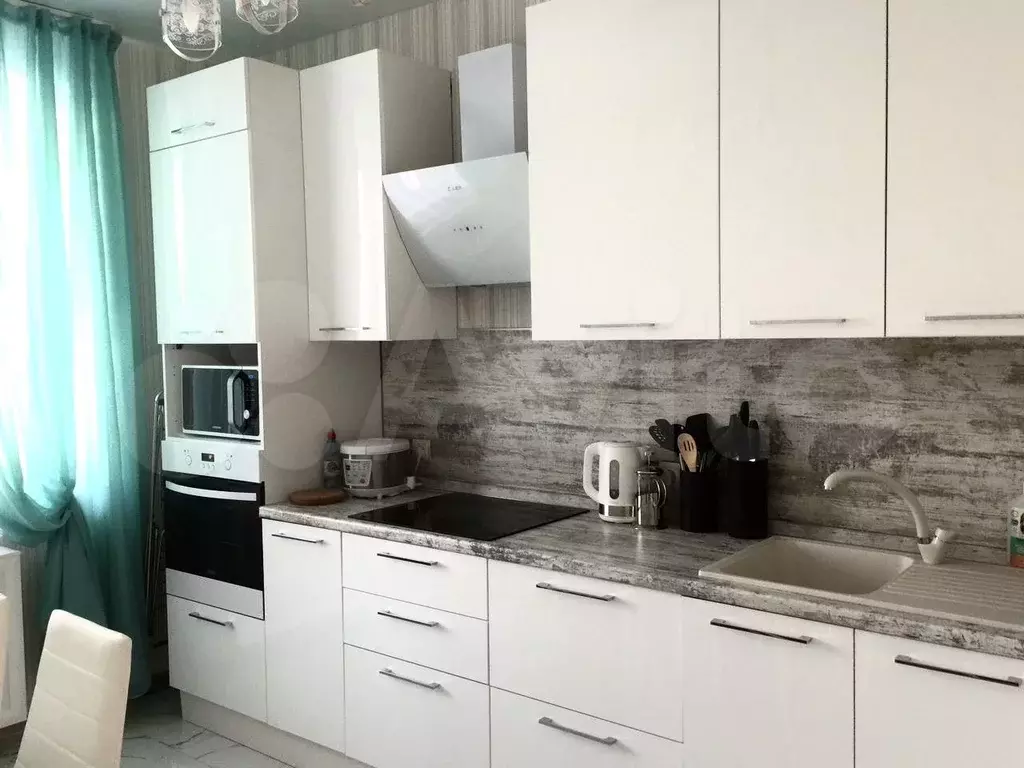 1-к. квартира, 45 м, 3/9 эт. - Фото 1