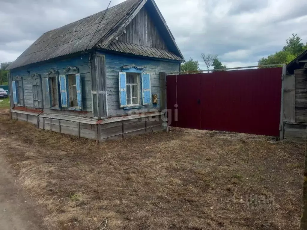 Дом в Саратовская область, Воскресенский район, Елшанское ... - Фото 0