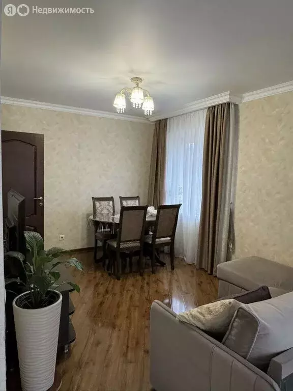 3-комнатная квартира: Сочи, улица Дарвина, 89 (70 м) - Фото 2