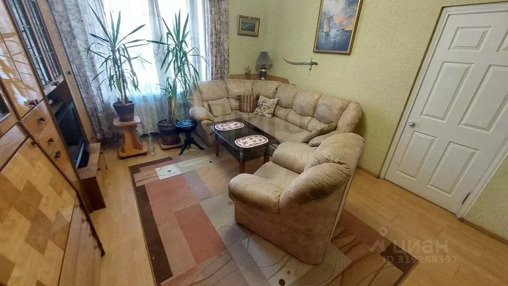 3-к кв. Свердловская область, Екатеринбург ул. Фрунзе, 12 (72.0 м) - Фото 0
