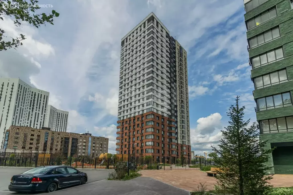 2-комнатная квартира: Тюмень, Новгородская улица, 9Б (56.3 м) - Фото 2