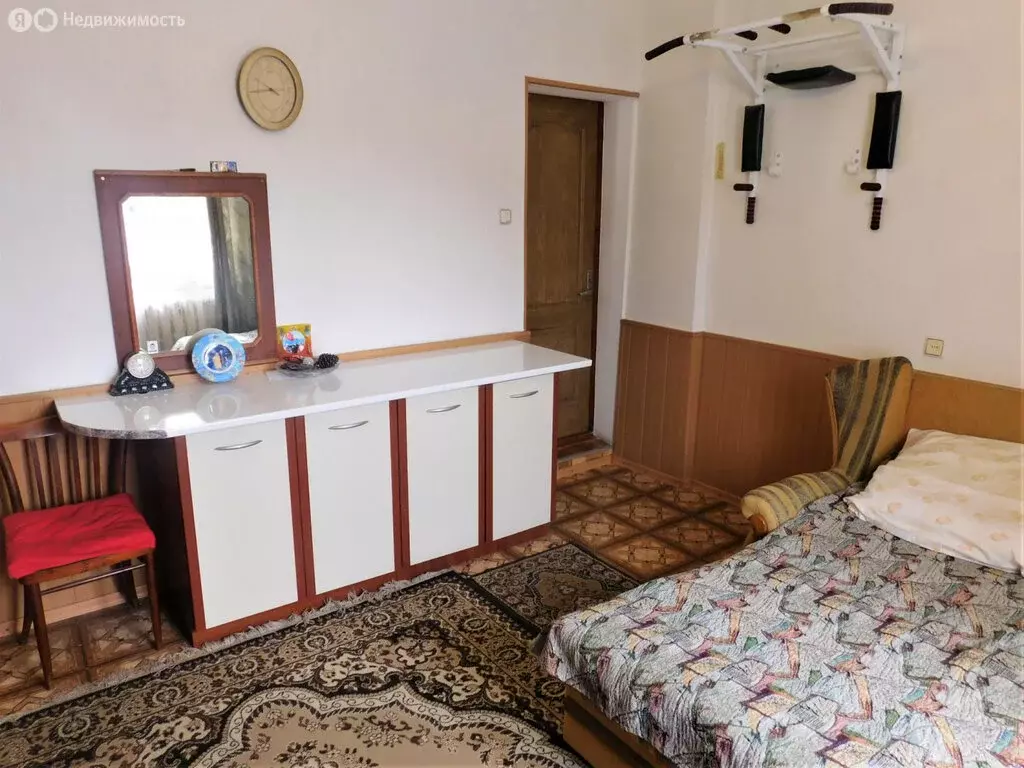 4-комнатная квартира: Алупка, Севастопольское шоссе, 35 (117 м) - Фото 0
