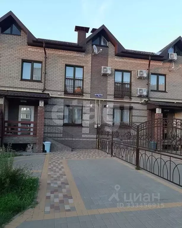 Таунхаус в Белгородская область, Белгород Новый-2 мкр, ул. Шумилова, ... - Фото 1