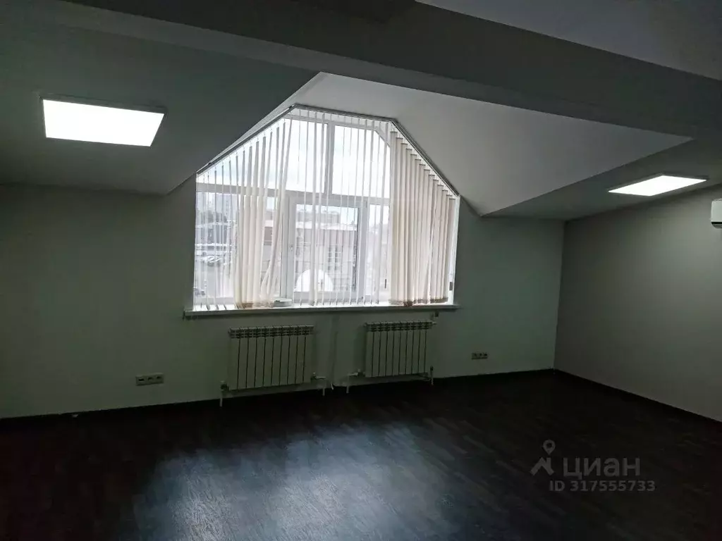 Офис в Татарстан, Набережные Челны ул. Абдуллы Алиша, 9 (38 м) - Фото 1