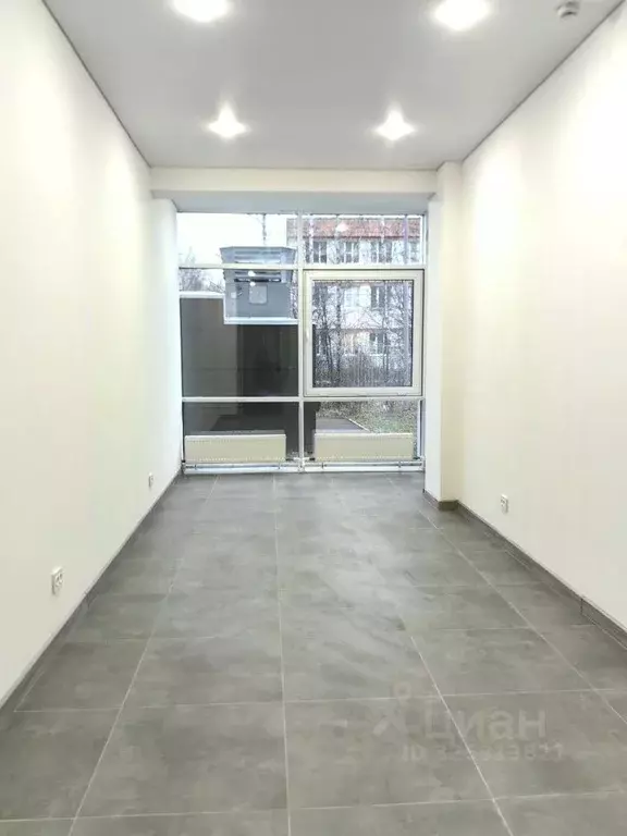 Помещение свободного назначения в Татарстан, Казань ул. Дубравная, 11А ... - Фото 1