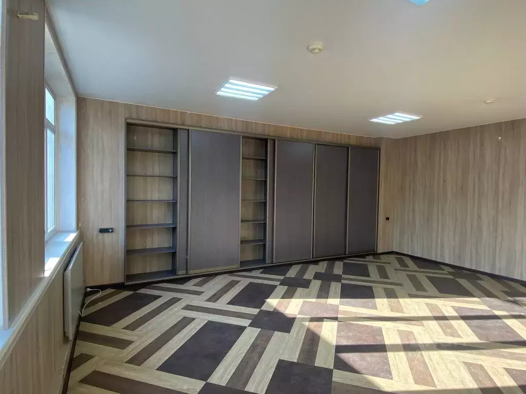 Офис в Иркутская область, Шелехов просп. Строителей и монтажников, 15А ... - Фото 1