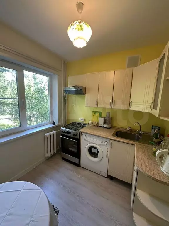 3-к. квартира, 52 м, 2/5 эт. - Фото 0