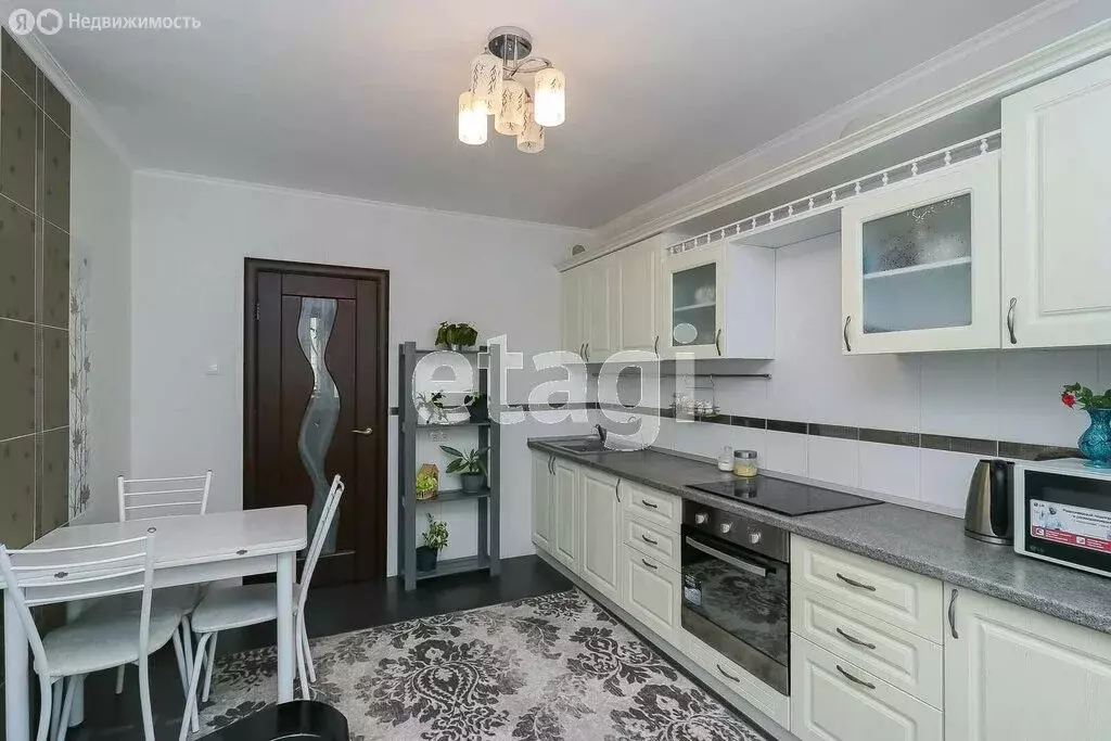 1-комнатная квартира: Тюмень, улица Московский Тракт, 135к2 (45 м) - Фото 1