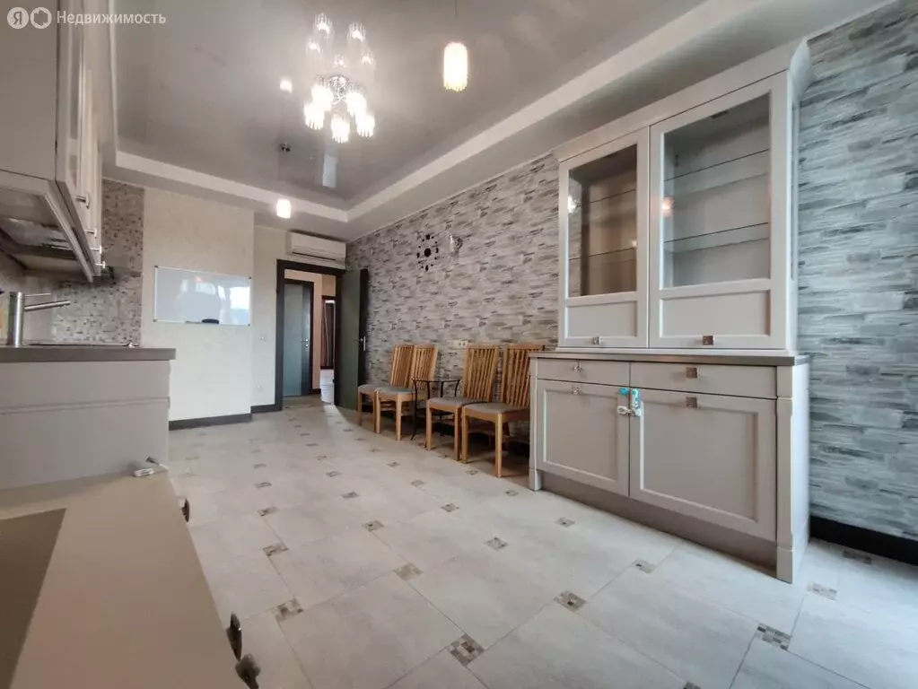 4-комнатная квартира: Химки, улица Ватутина, 4к2 (121 м) - Фото 1