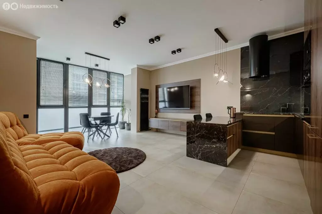 3-комнатная квартира: Казань, улица Достоевского, 57 (81.7 м) - Фото 0