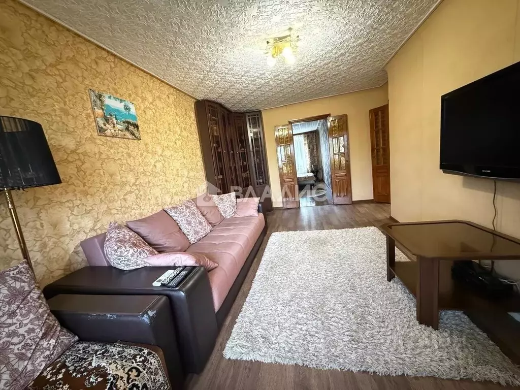 3-к кв. Воронежская область, Семилуки ул. Чапаева, 33 (62.2 м) - Фото 2