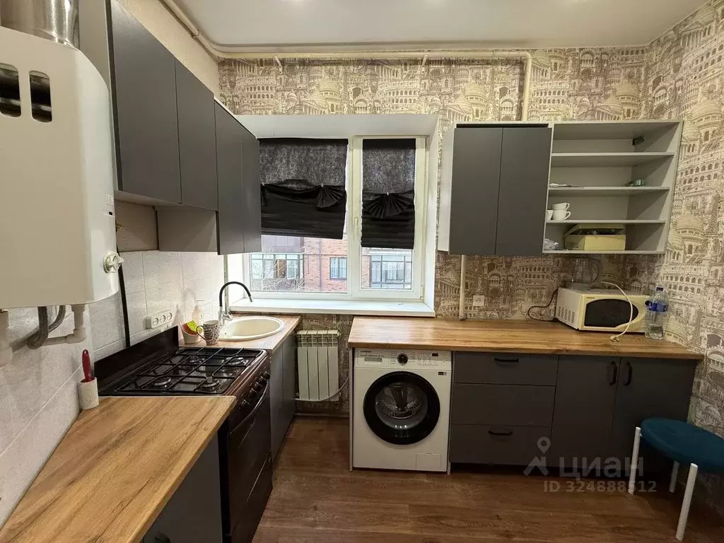 3-к кв. Адыгея, Майкоп Первомайская ул., 253 (60.0 м) - Фото 1